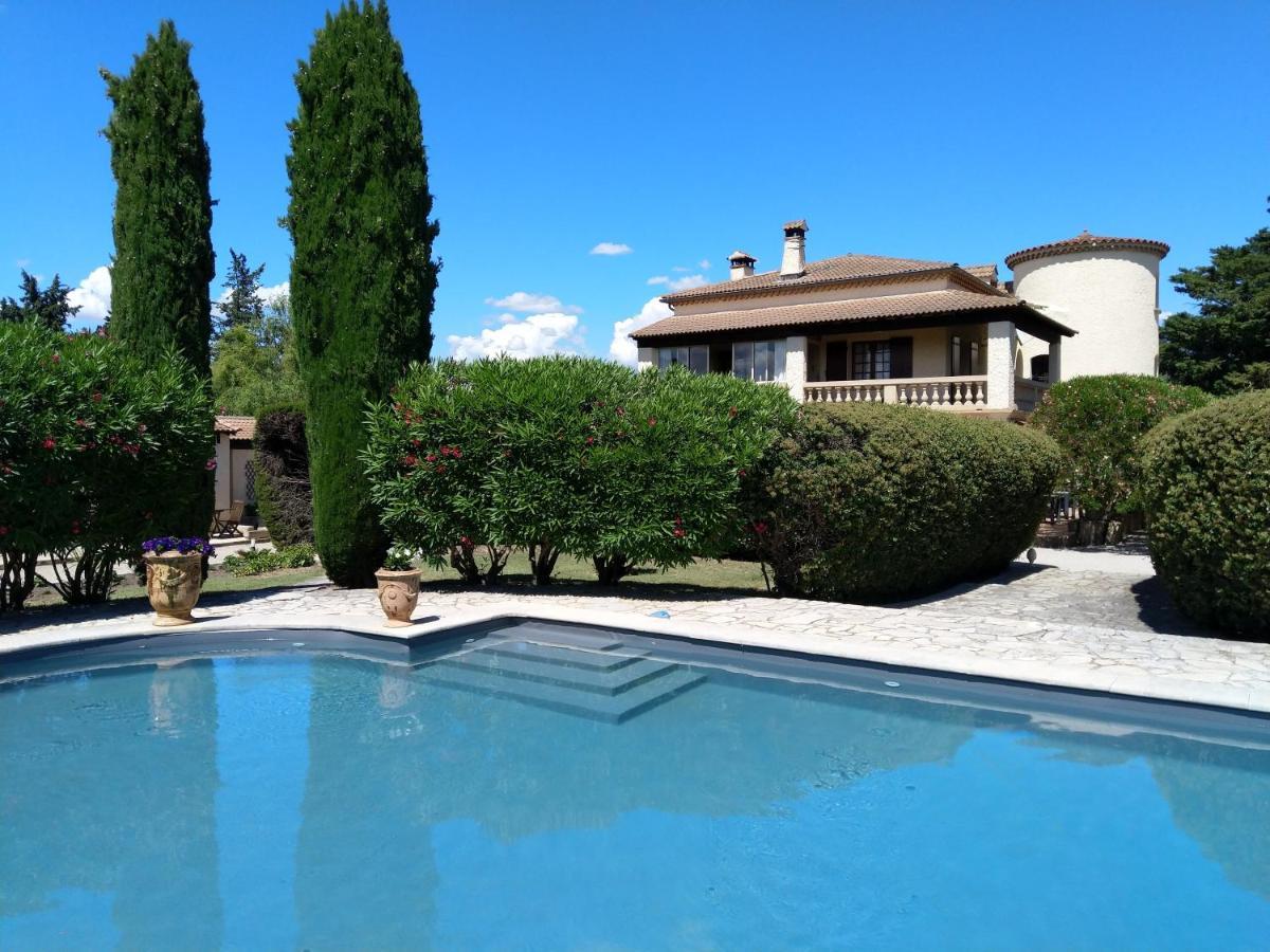 Villa Liberty Entraigues-sur-la-Sorgue Екстер'єр фото