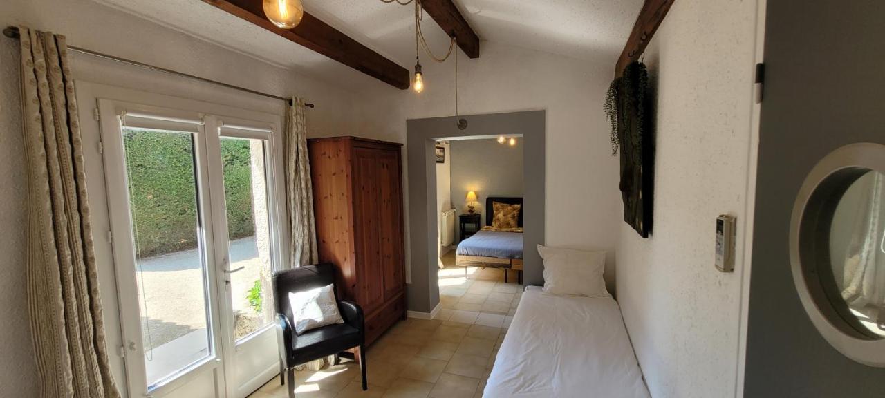 Villa Liberty Entraigues-sur-la-Sorgue Номер фото