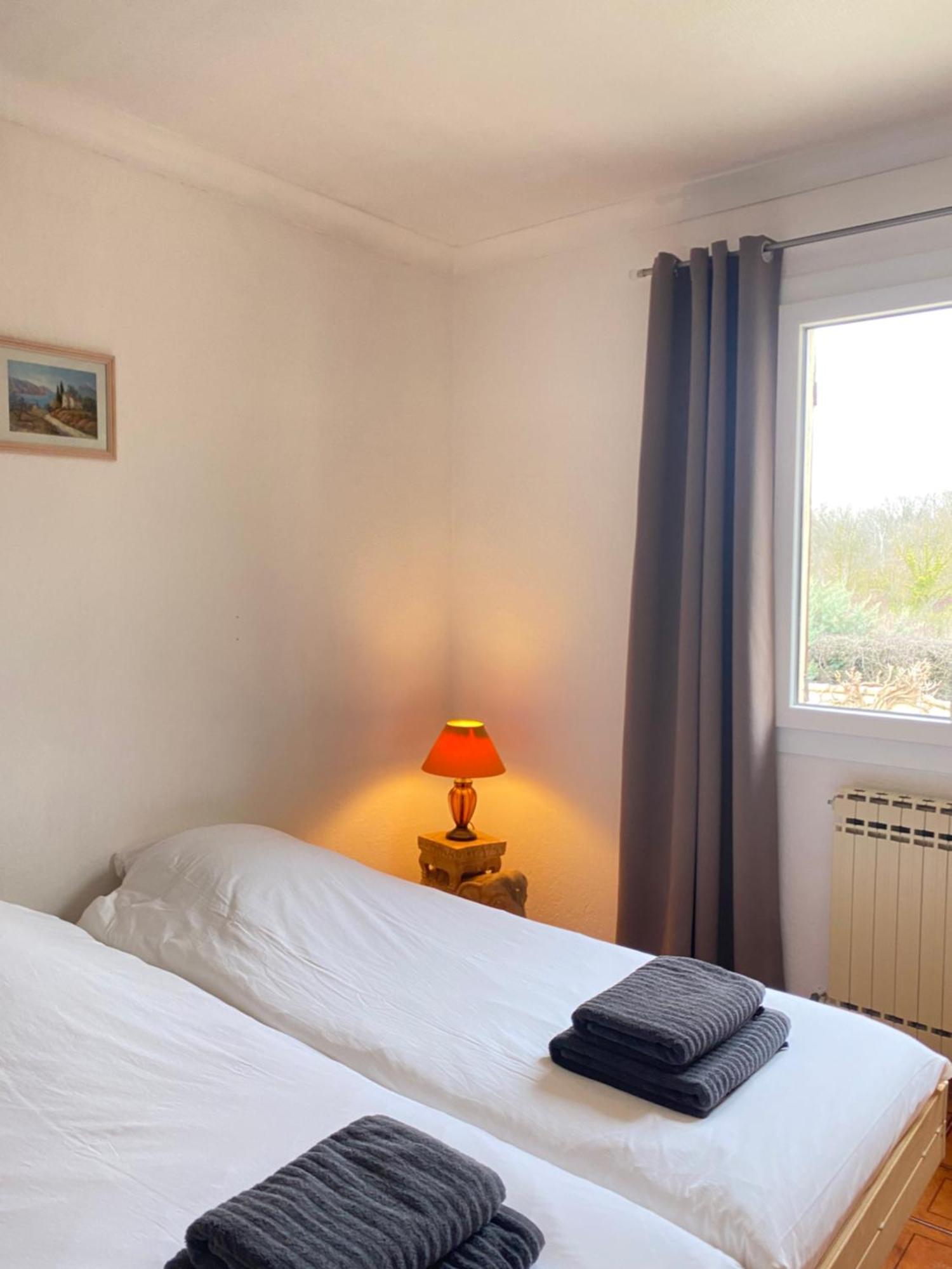 Villa Liberty Entraigues-sur-la-Sorgue Екстер'єр фото
